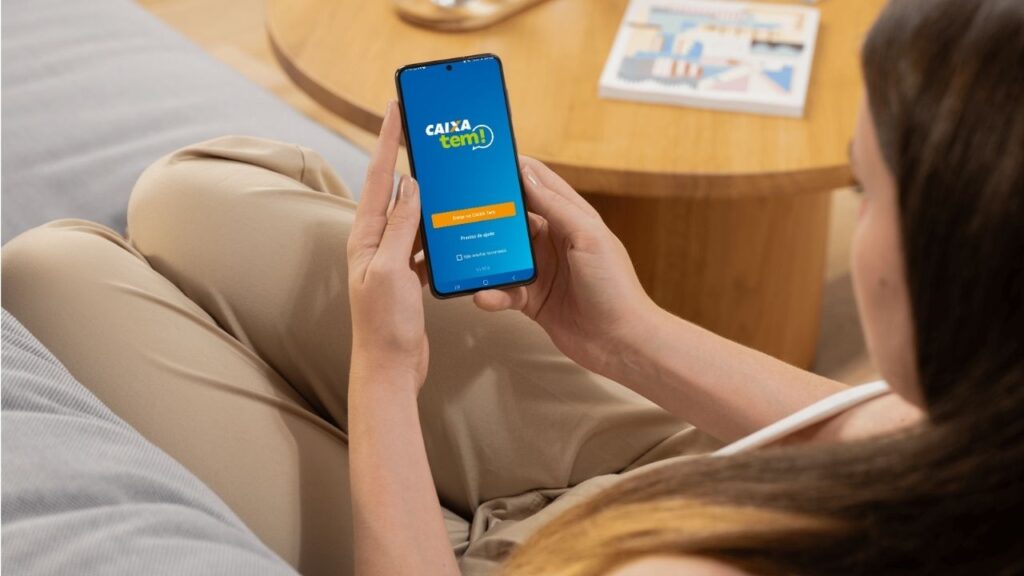 Como receber o Pé-de-Meia pelo Caixa Tem